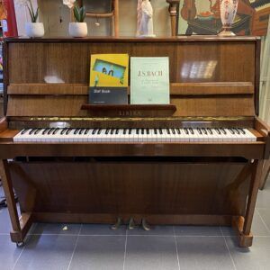 oude piano